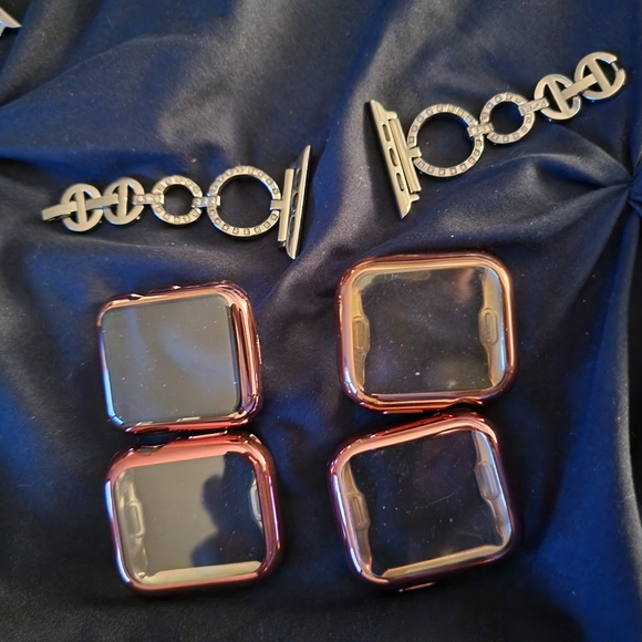 APPLE Series 4 Plus Accessories - Picture 14 of 16